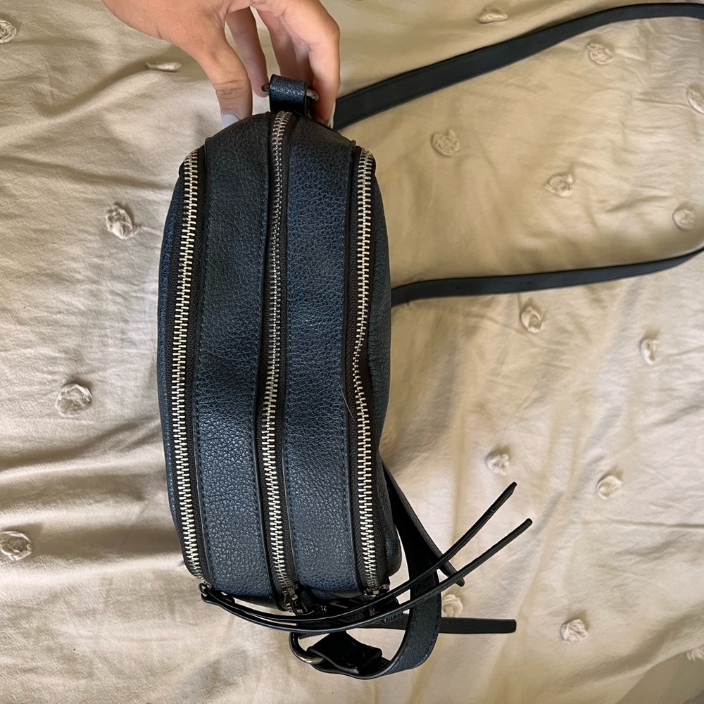 Navy shoulder bag
